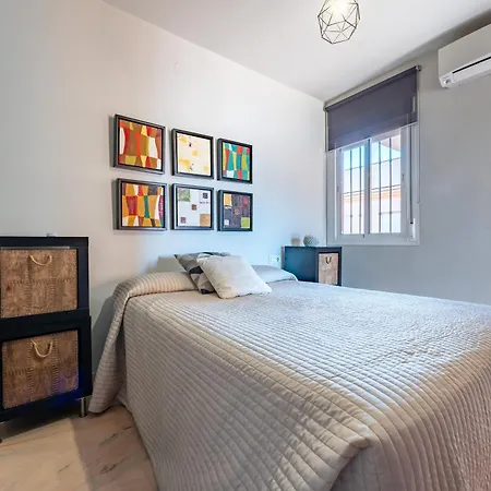 Atico Carmen Terraza Y Parking Apartment *